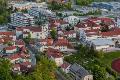 Naslovna fotografija mesta Postojna